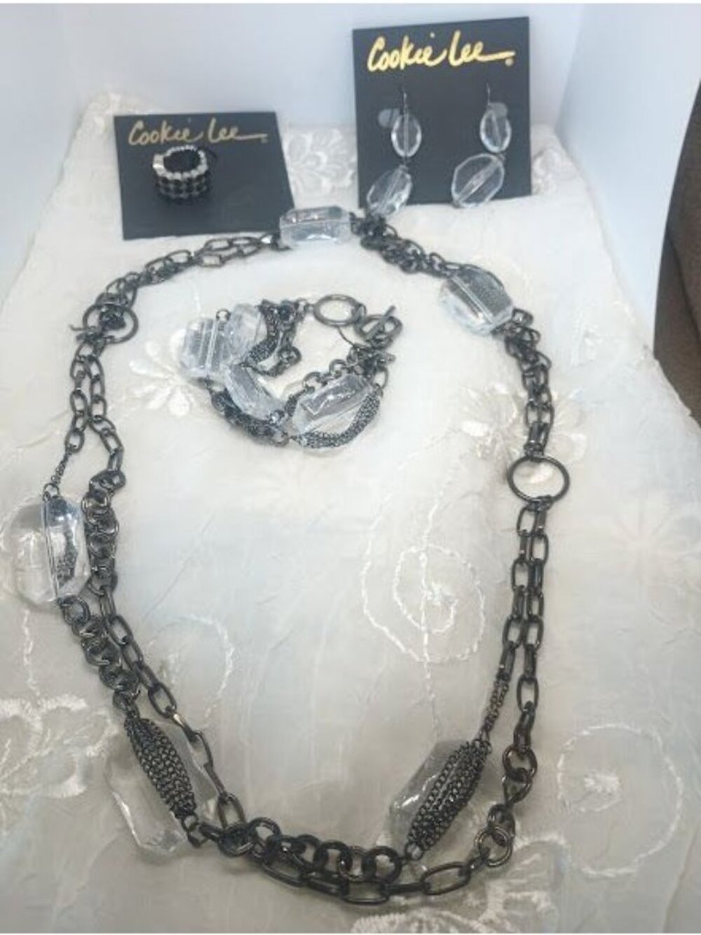 Cookie Lee Set Clear Acrylic Beads Necklace, Earrings, Bracelet & Ring ~Gunmetal - Picture 2 of 11